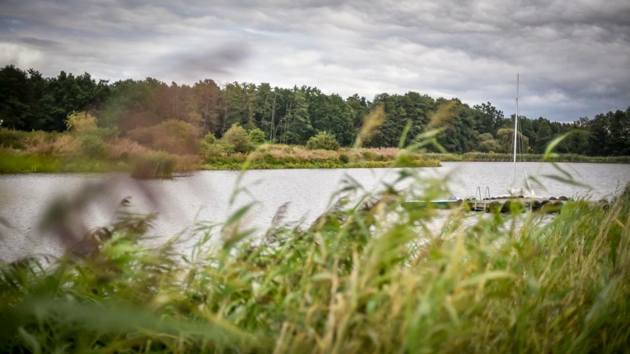 Hotel Jakubus Wilkow  Eksteriør bilde