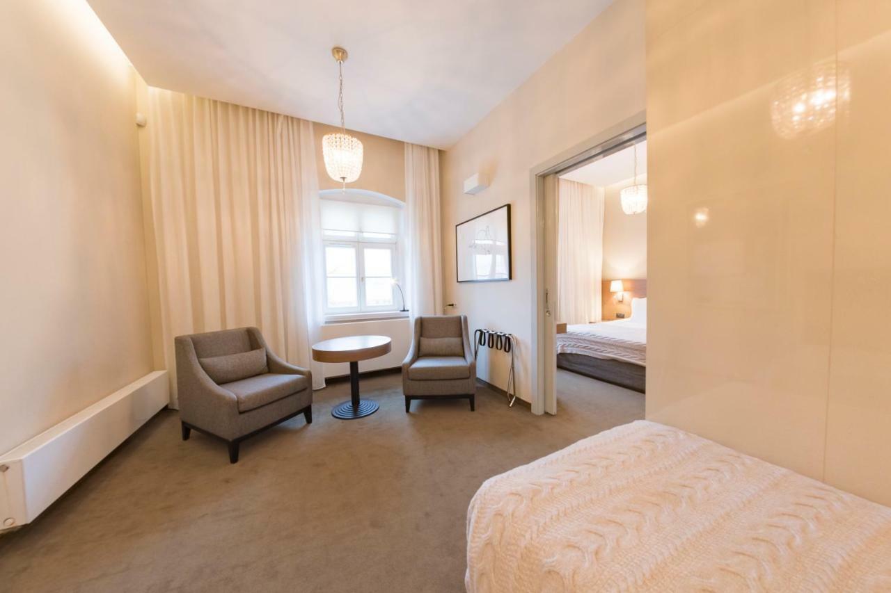 Hotel Jakubus Wilkow  Eksteriør bilde